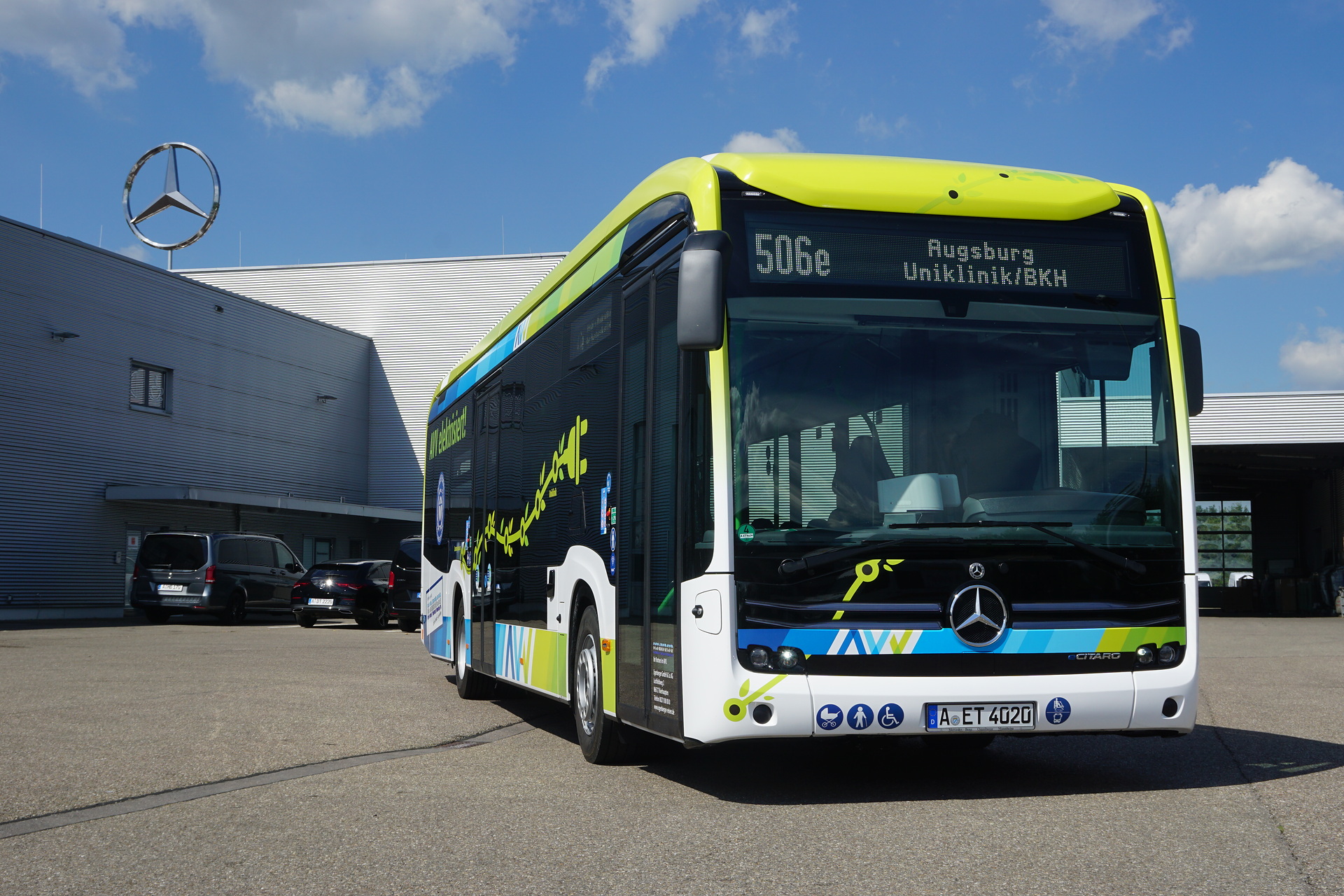 Top-of-the-line technology for a top-of-the-line company: Egenberger receives two  Mercedes-Benz eCitaro buses