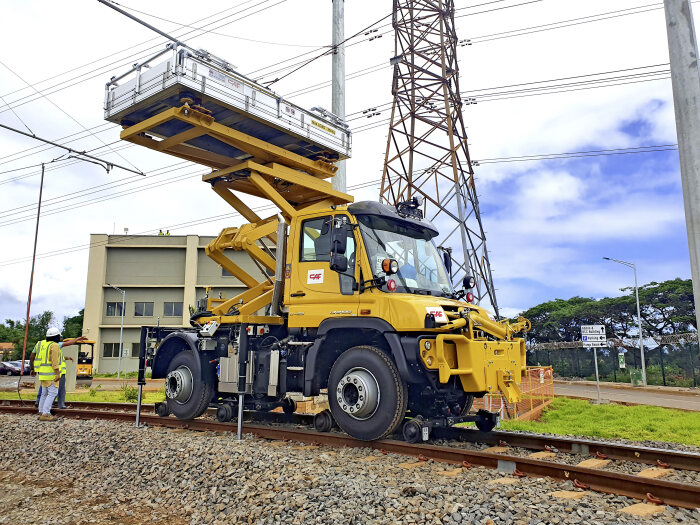 Vier Unimog für Mauritius