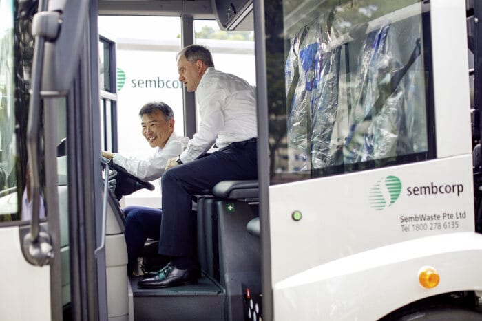 Mercedes-Benz Econic helps with recycling in Singapore