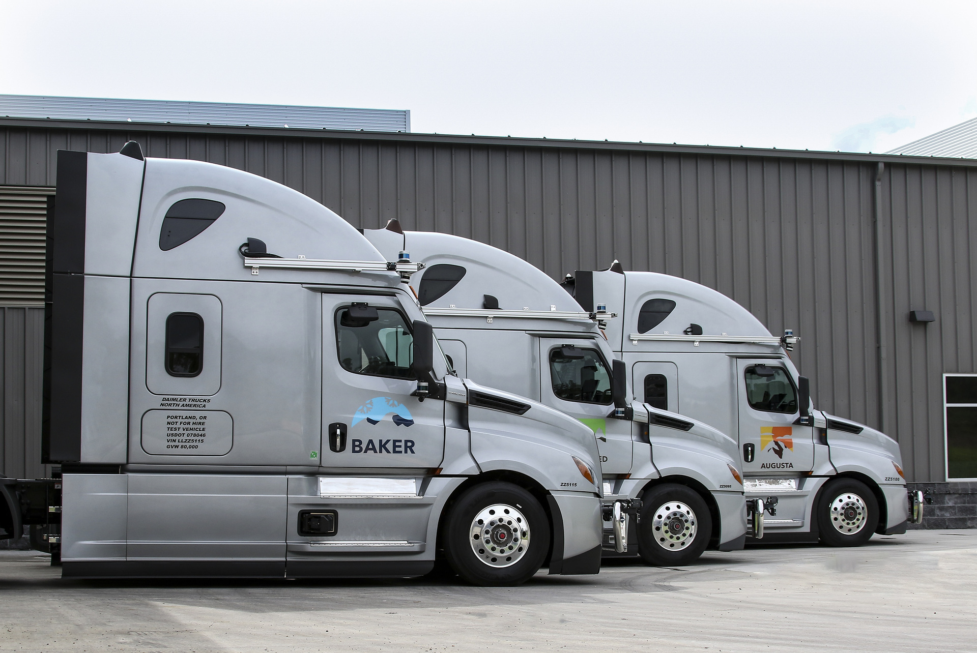 Daimler Trucks und Torc Robotics feiern ein Jahr erfolgreiche Partnerschaft – neues Testzentrum für Straßenerprobung automatisierter Lkw in New Mexico geplant