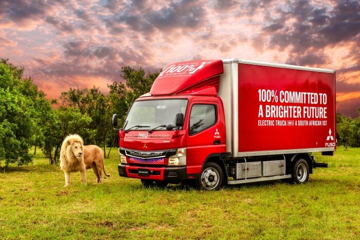 Elektrisch auf fünf Kontinenten: FUSO eCanter demonstriert Zukunft des urbanen Lieferverkehrs