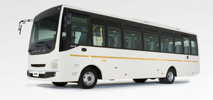 Trotz globalem Markteinbruch:  Daimler Buses India produziert erfolgreich FUSO Komplettbusse für Exportmärkte