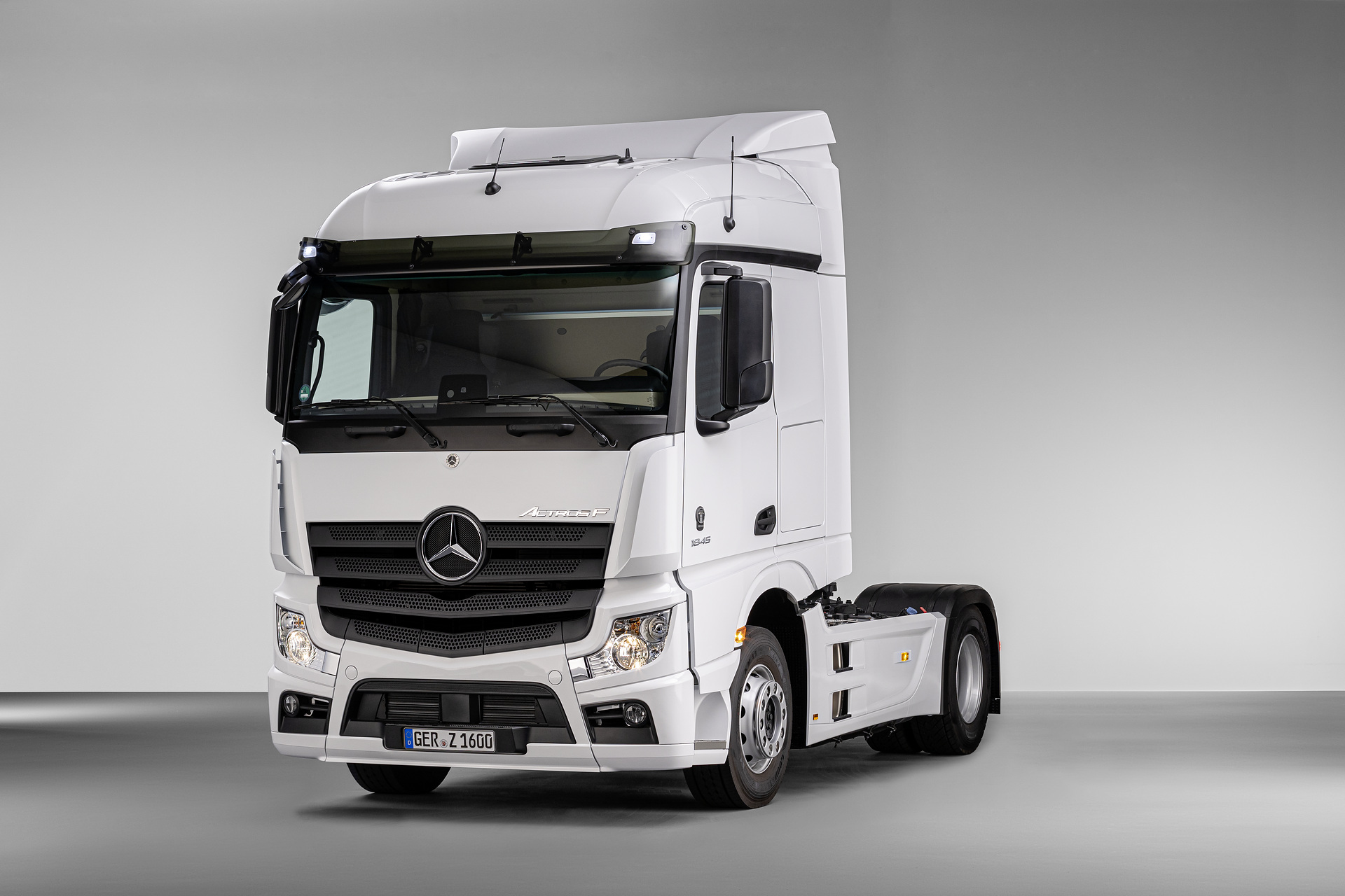 Actros 1845 LS