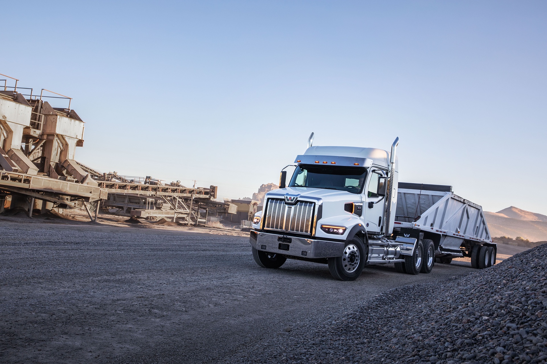 Daimler Trucks präsentiert neuen Western Star-Lkw für spezielle Arbeitsgebiete in Nordamerika