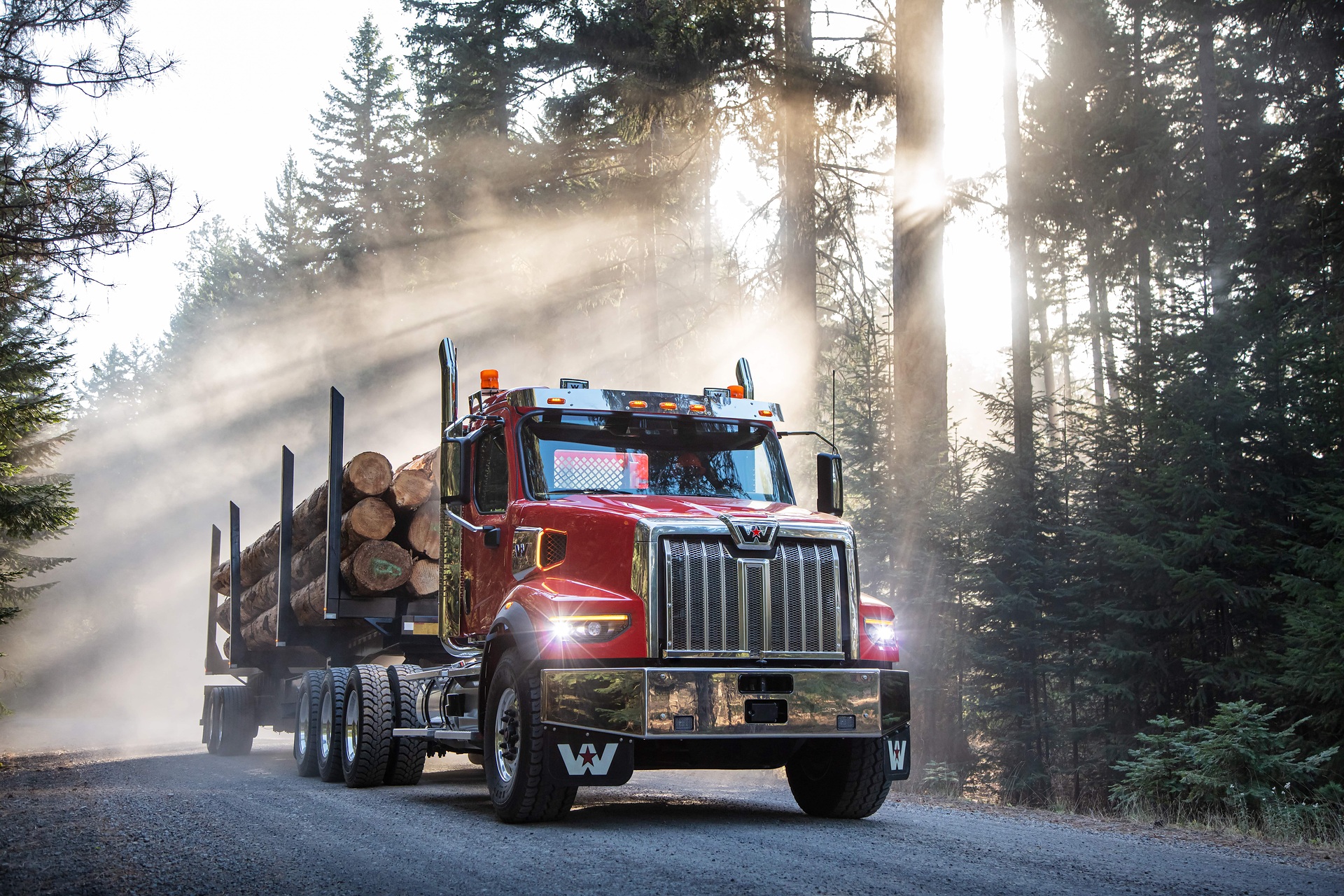 Der neue Western Star 49X: Ikonischer US-Truck mit markantem Frontdesign Daimler Trucks präsentiert neuen Western Star-Lkw für spezielle Arbeitsgebiete in Nordamerika