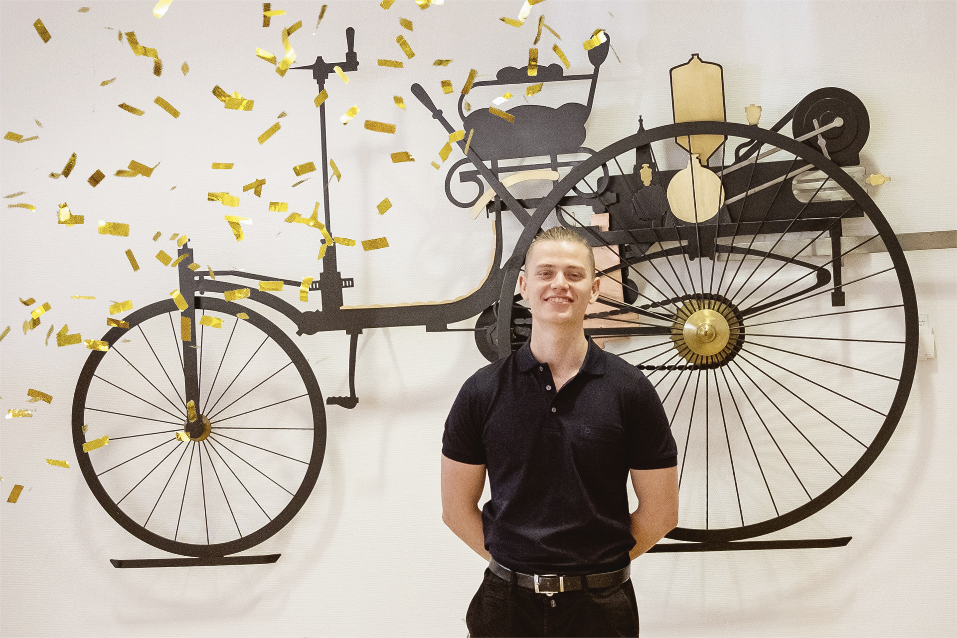 Tim Sczepanek wurde als bester Fertigungsmechaniker von der Industrie- und Handelskammer (IHK) Rhein-Neckar geehrt. Erfolgreiche Ausbildung am Daimler Standort Mannheim: IHK Rhein-Neckar ehrt Prüfungsbeste