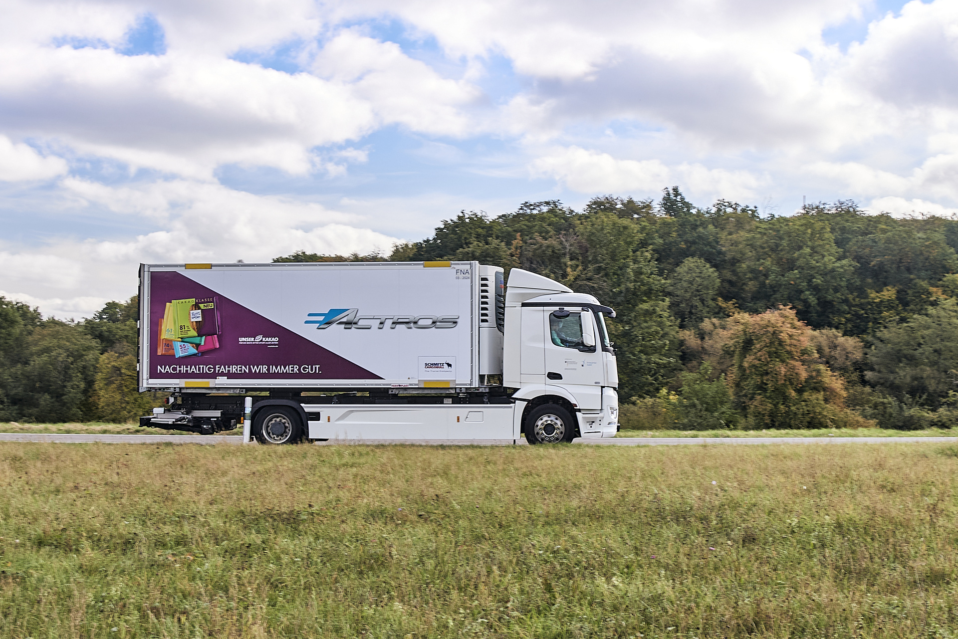 Electric. Practical. Good. – Ritter Sport uses all-electric Mercedes-Benz eActros for production supply