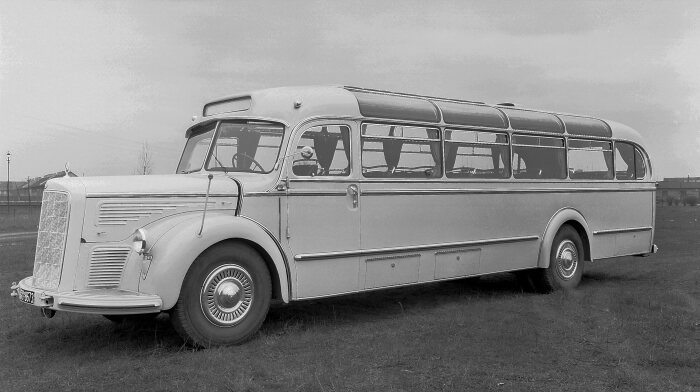 Vor 70 Jahren: Premiere des Schwerlastwagens Mercedes-Benz L 6600 und Omnibus O 6600