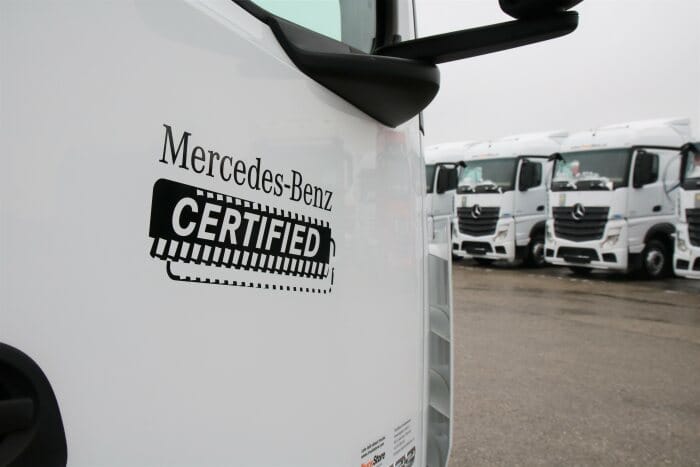 Mercedes-Benz Lkw führt mit „Mercedes-Benz Certified“ neues Label für Gebraucht-Trucks ein - 10 Fragen und Antworten rund um das neue Qualitätsversprechen