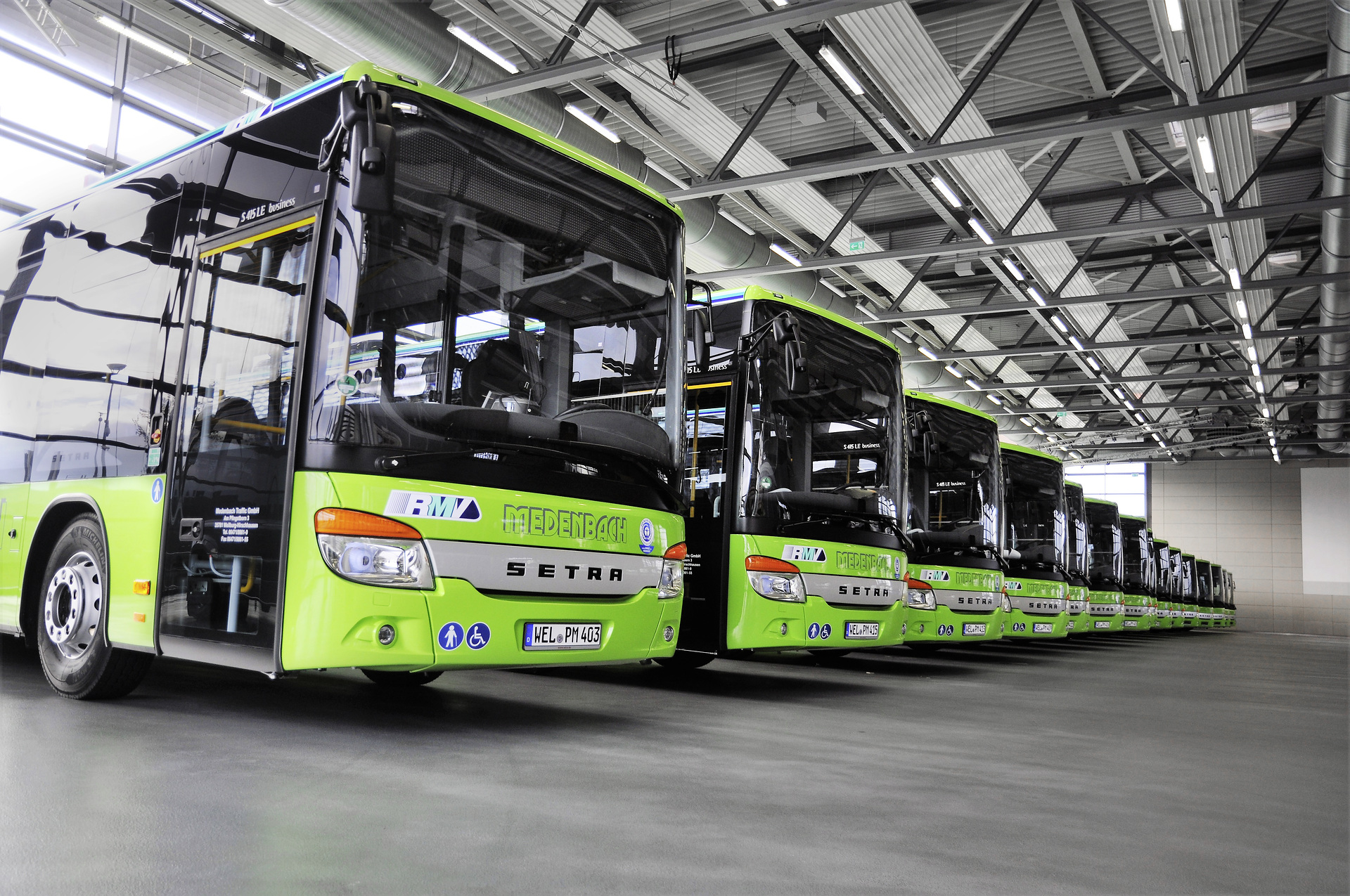 Medenbach Traffic GmbH takes on sixteen S 415 LE business vehicles. 25 Setra low-entry buses for Hessen and Saxony