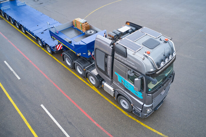 500ste Mercedes-Benz Actros SLT Schwerlastzugmaschine an TSB Transport-Service Beitinger übergeben