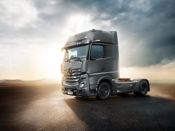 Neue Lkw-Modelle der Actros-Baureihe jetzt bestellbar: Verkaufsstart von Actros F und Edition 2