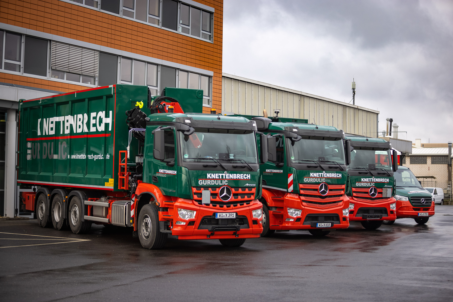 Major Order Actros & Arocs Großauftrag: Knettenbrech + Gurdulic übernimmt die ersten von mehr als 100 Fahrzeugen