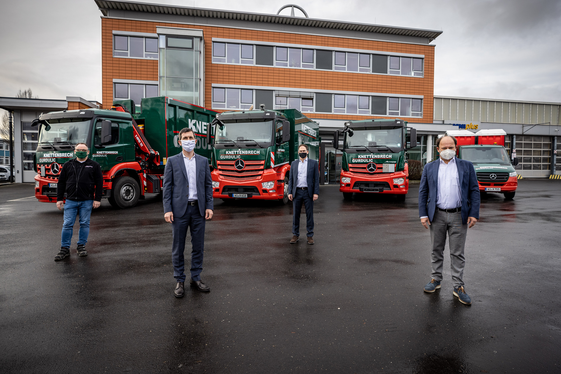 Major Order Actros & Arocs Großauftrag: Knettenbrech + Gurdulic übernimmt die ersten von mehr als 100 Fahrzeugen