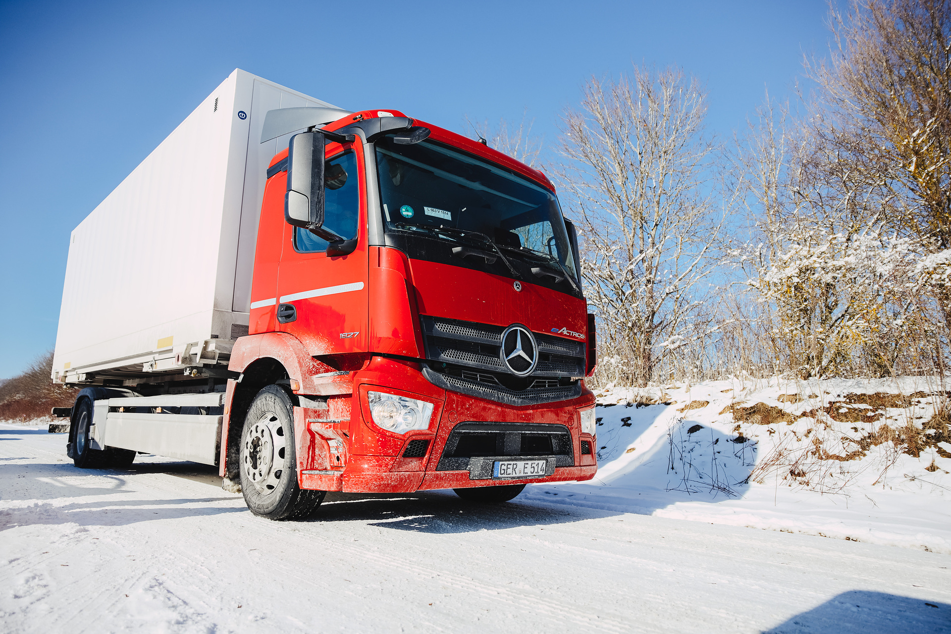 Mercedes-Benz Lkw im Wintertest: eActros und eEconic treffen auf Väterchen Frost