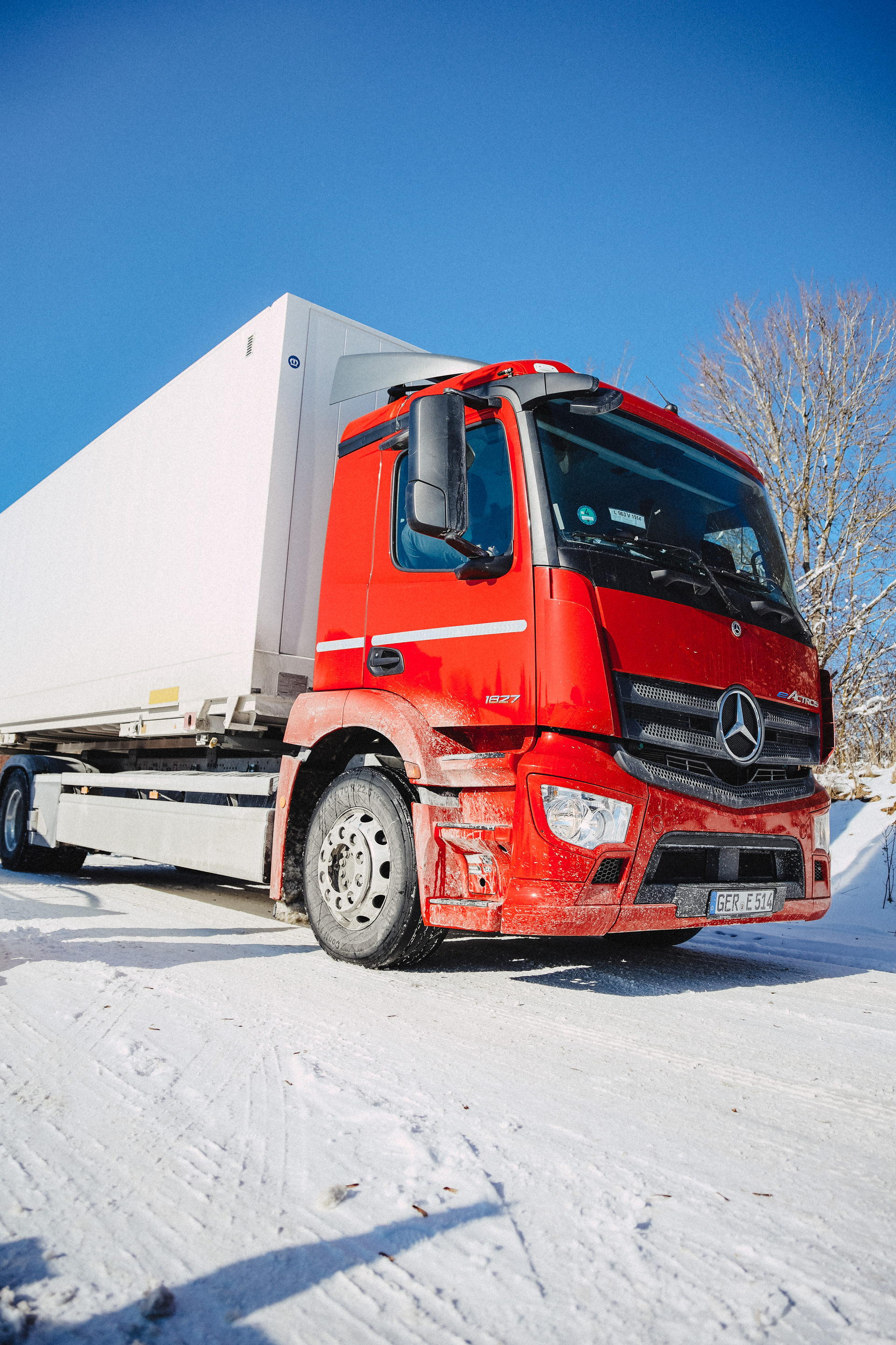 Mercedes-Benz Lkw im Wintertest: eActros und eEconic treffen auf Väterchen Frost