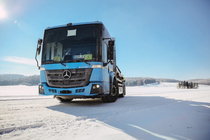 Mercedes-Benz Lkw im Wintertest: eActros und eEconic treffen auf Väterchen Frost