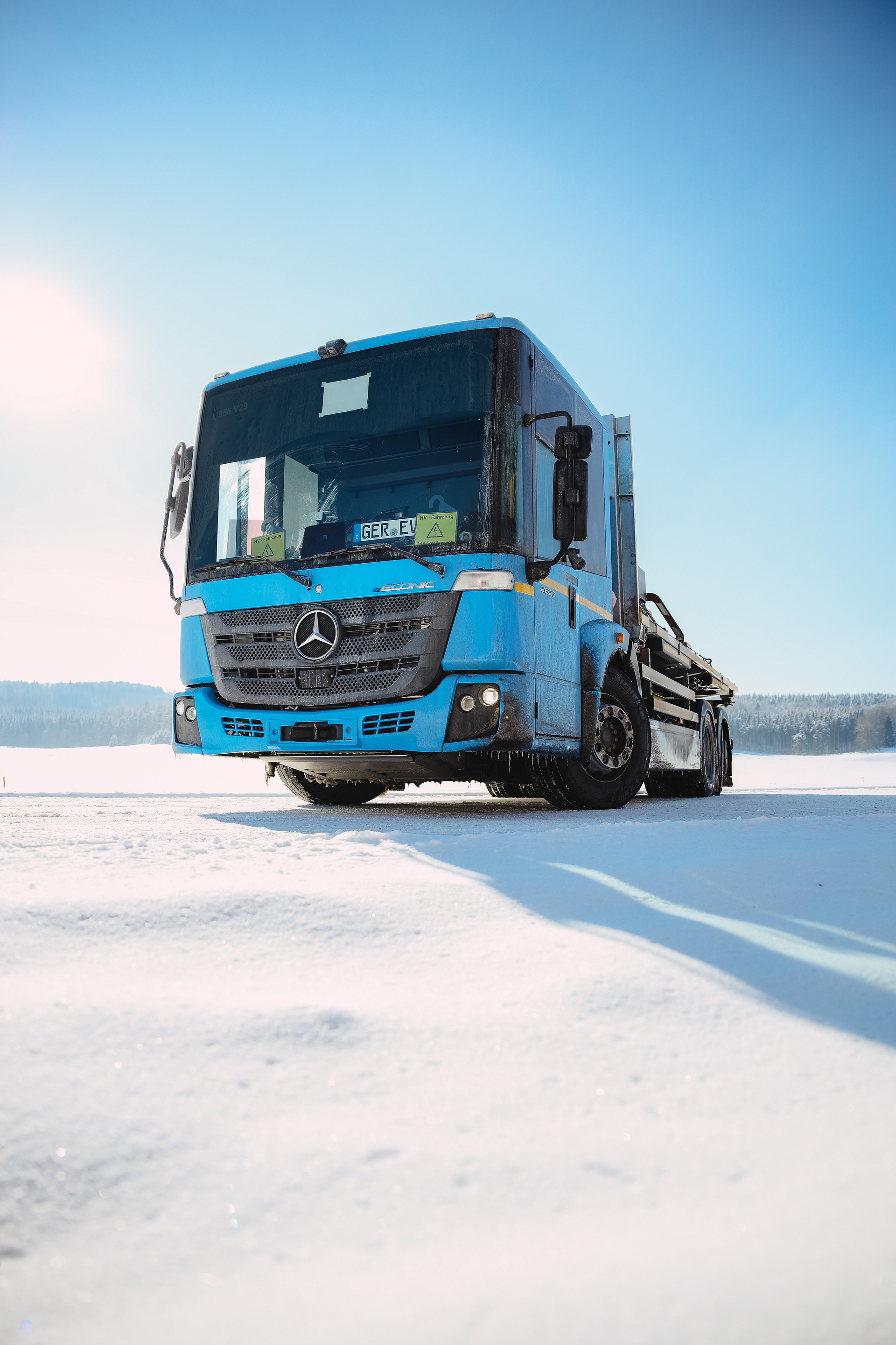 Mercedes-Benz Lkw im Wintertest: eActros und eEconic treffen auf Väterchen Frost