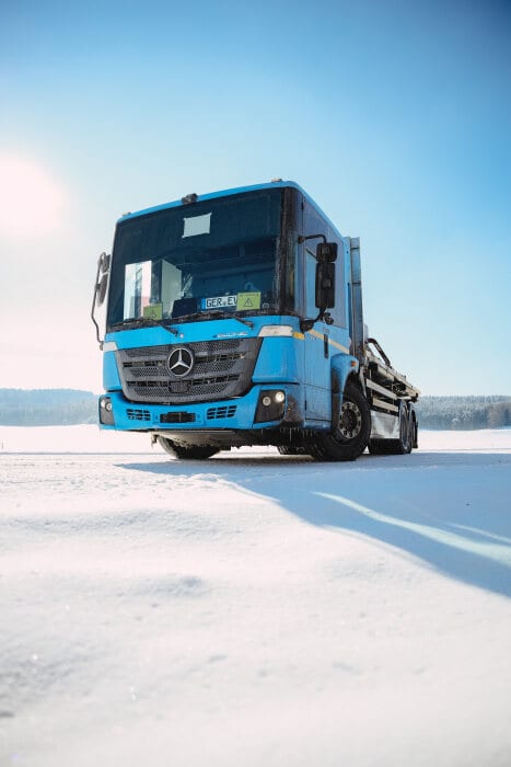 Winter testing of Mercedes-Benz trucks: eActros and eEconic face Jack Frost