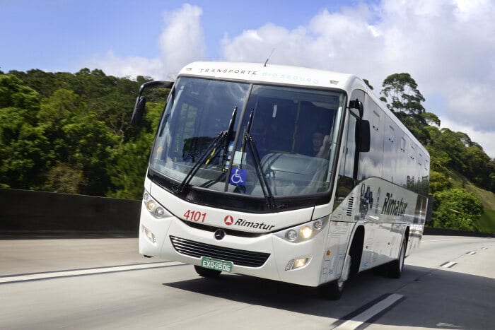 Daimler Buses launches bus chassis especially for chartered transport services on the Brazilian market