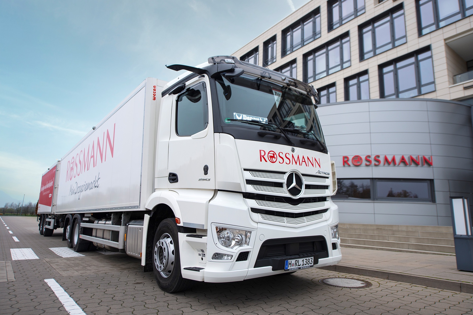 ROSSMANN nutzt HABBL App für Anlieferung ROSSMANN nutzt HABBL App für Anlieferung