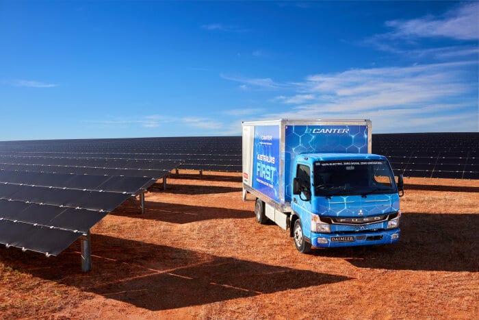 G’Day Australien! Daimler Trucks' batterieelektrischer FUSO eCanter geht Down Under an den Start