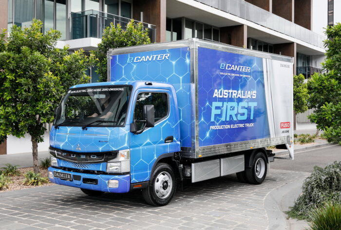 G’Day Australien! Daimler Trucks' batterieelektrischer FUSO eCanter geht Down Under an den Start