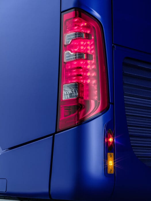 Mercedes-Benz Intouro 2021