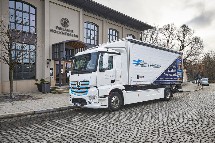 Finaler Kundeneinsatz im Rahmen der „Innovationsflotte“: Mercedes-Benz eActros fährt für Paulaner in München und Umgebung