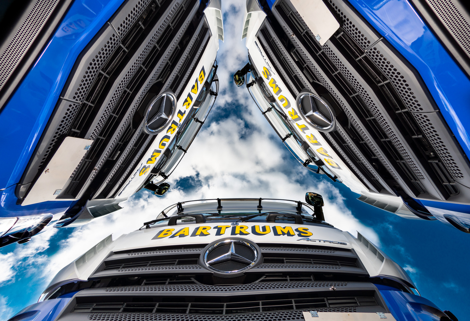 31 neue Mercedes-Benz Actros für englisches Transportunternehmen 31 neue Mercedes-Benz Actros für englisches Transportunternehmen