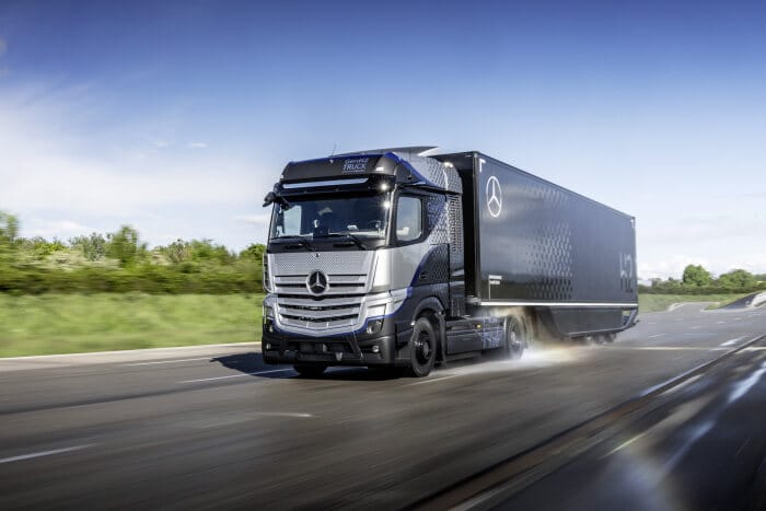 Daimler Trucks startet intensive Tests seines Brennstoffzellen-Lkw