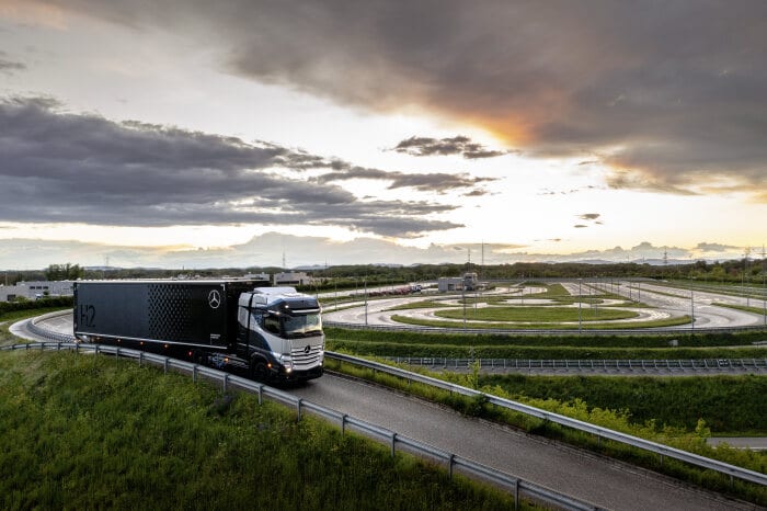 Daimler Trucks startet intensive Tests seines Brennstoffzellen-Lkw