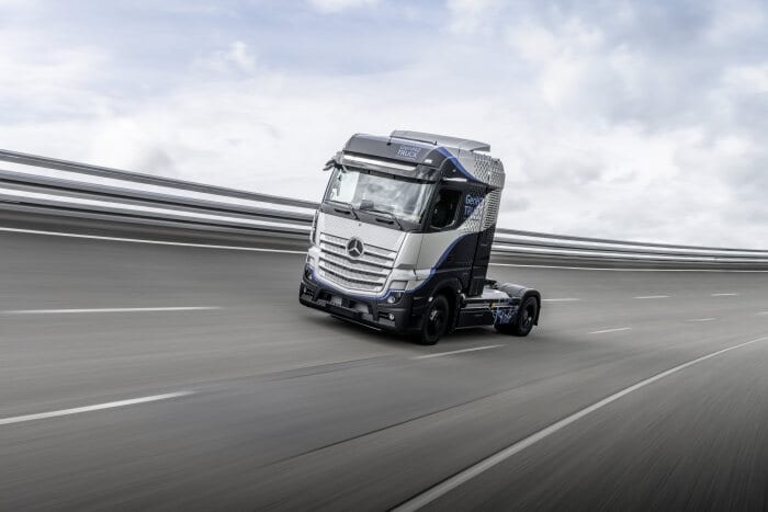 Daimler Trucks startet intensive Tests seines Brennstoffzellen-Lkw