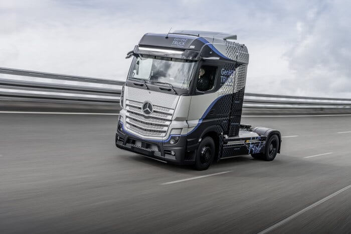 Daimler Trucks startet intensive Tests seines Brennstoffzellen-Lkw