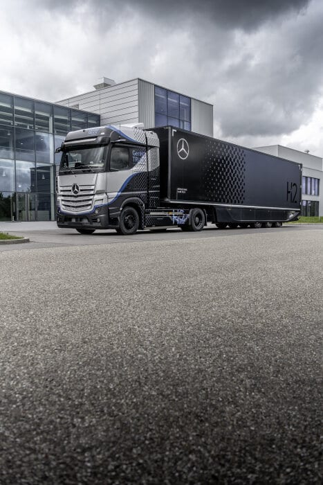 Daimler Trucks startet intensive Tests seines Brennstoffzellen-Lkw