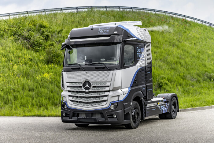 Daimler Trucks startet intensive Tests seines Brennstoffzellen-Lkw