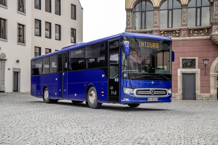 Mercedes-Benz Intouro 2021