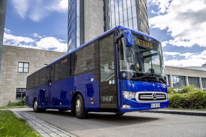 Mercedes-Benz Intouro 2021