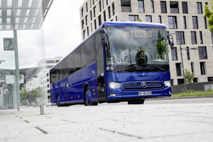 Mercedes-Benz Intouro M 2021