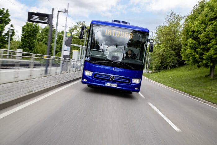 Mercedes-Benz Intouro M 2021