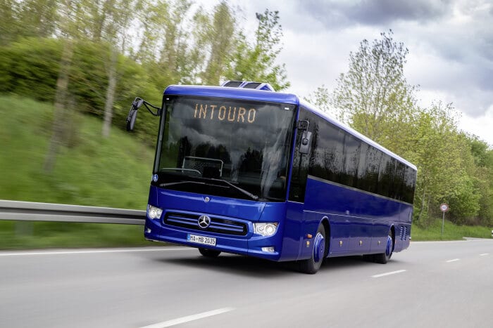 Mercedes-Benz Intouro M 2021