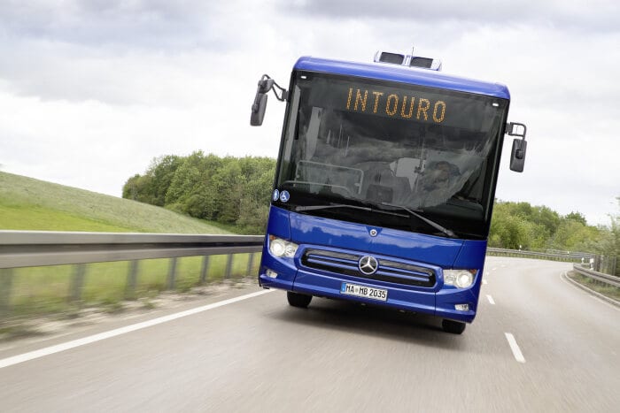 Mercedes-Benz Intouro M 2021