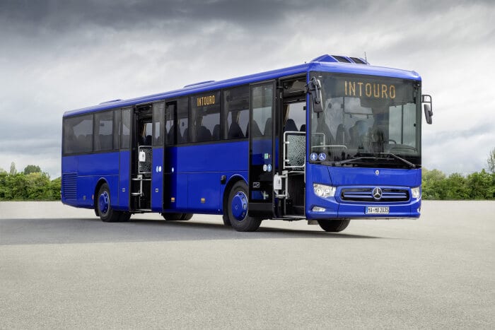 Mercedes-Benz Intouro M 2021