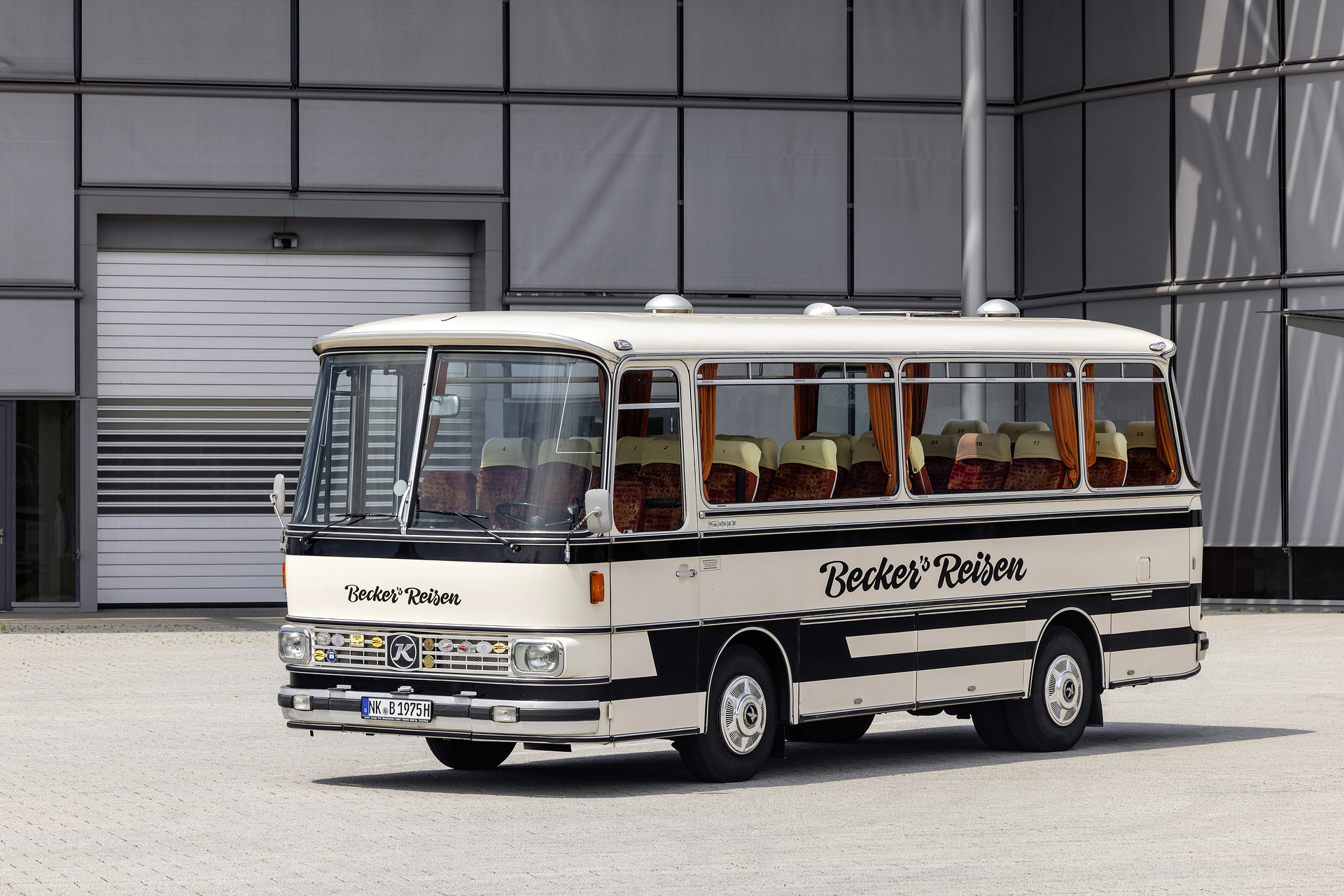 70 Years Setra brand 2021 - Setra S 80 (1975) 70 Years Setra brand 2021