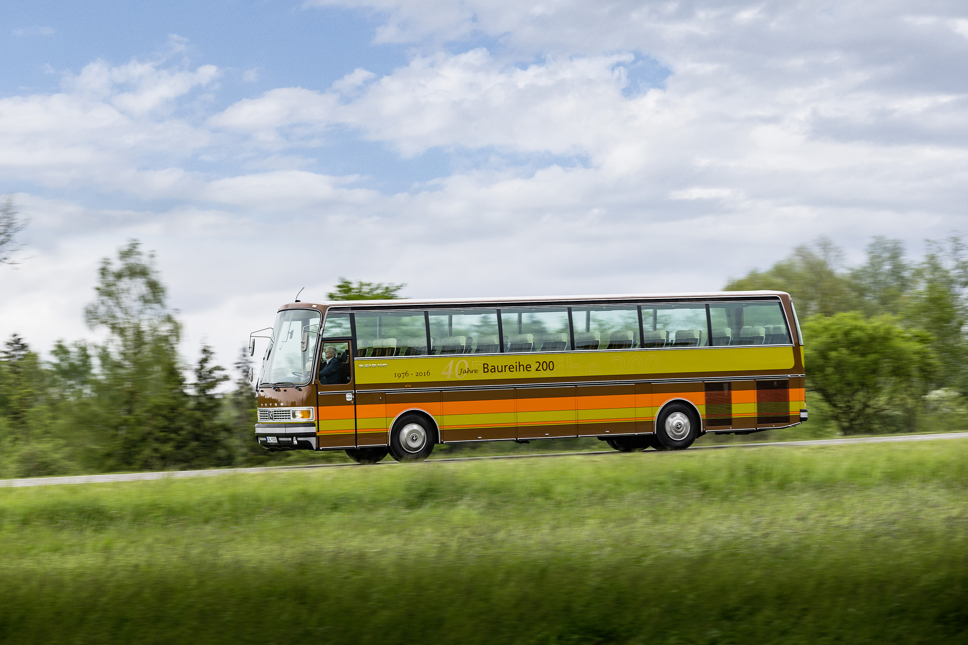 70 Years Setra brand 2021 - Setra S 215 HD (1976) 70 Years Setra brand 2021