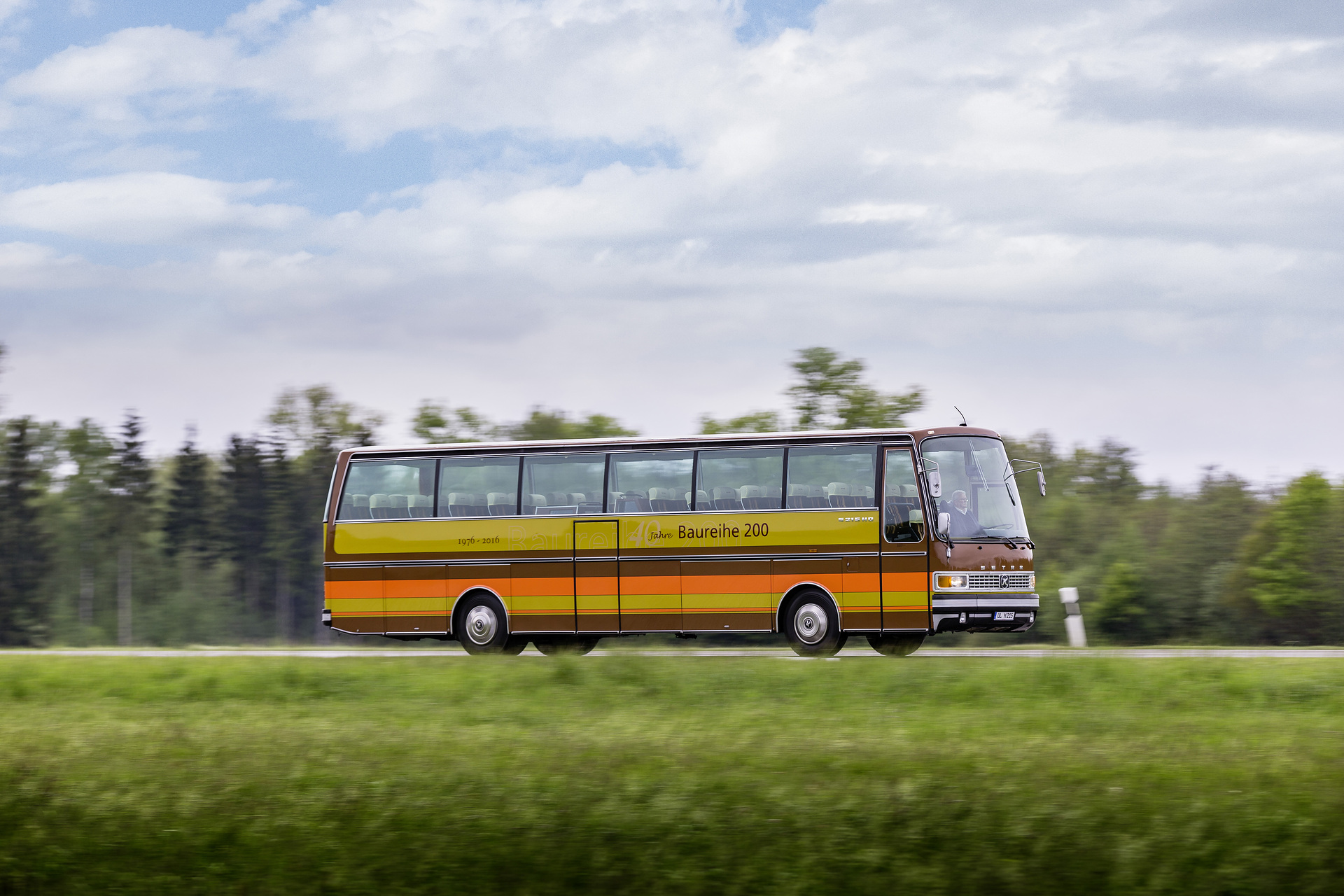 70 Years Setra brand 2021 - Setra S 215 HD (1976) 70 Years Setra brand 2021