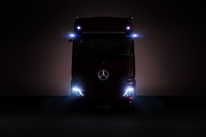 The Actros L: Mercedes-Benz Trucks sets new standards in the premium segment for long-distance haulage trucks