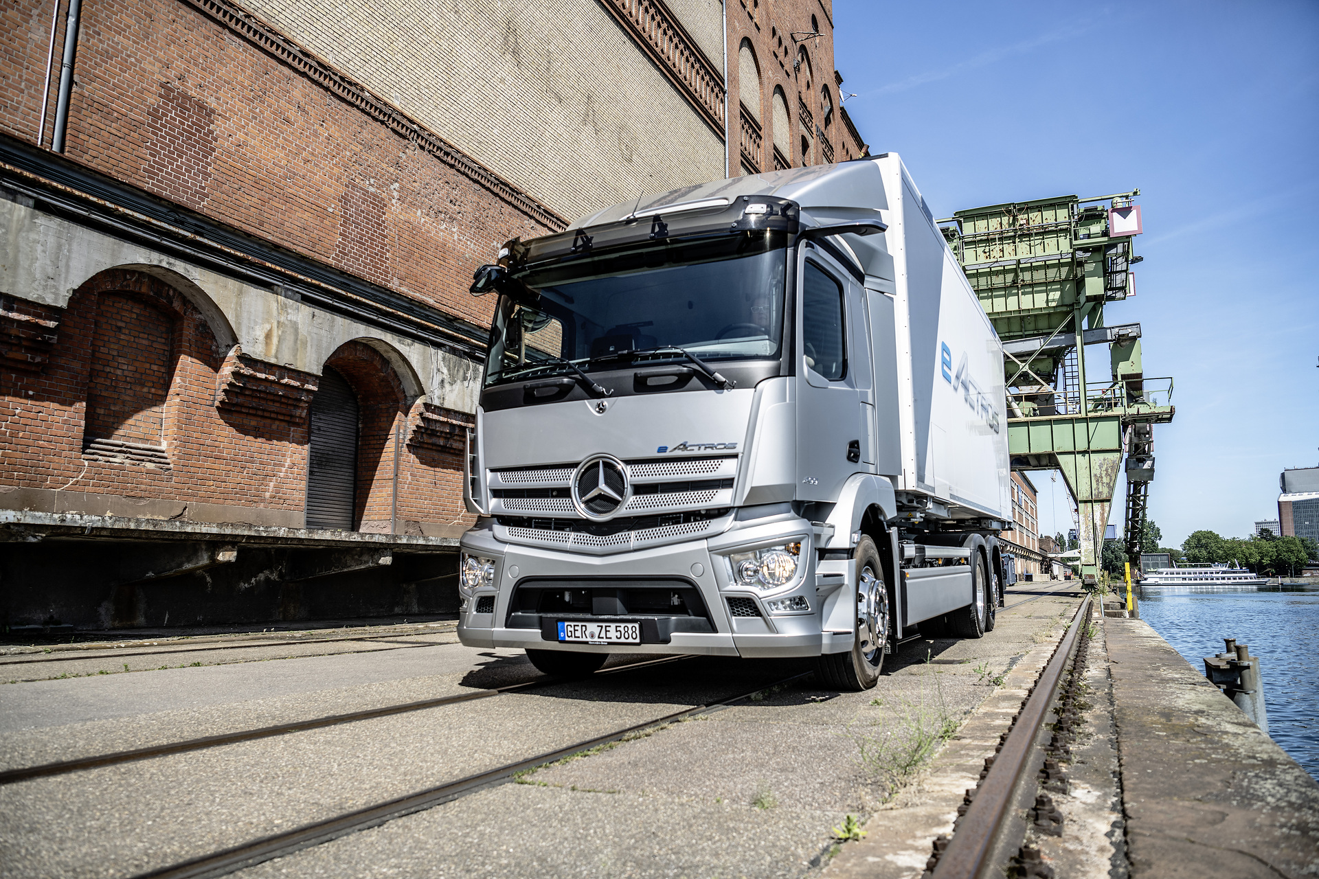 Mercedes-Benz eActros Weltpremiere 2021