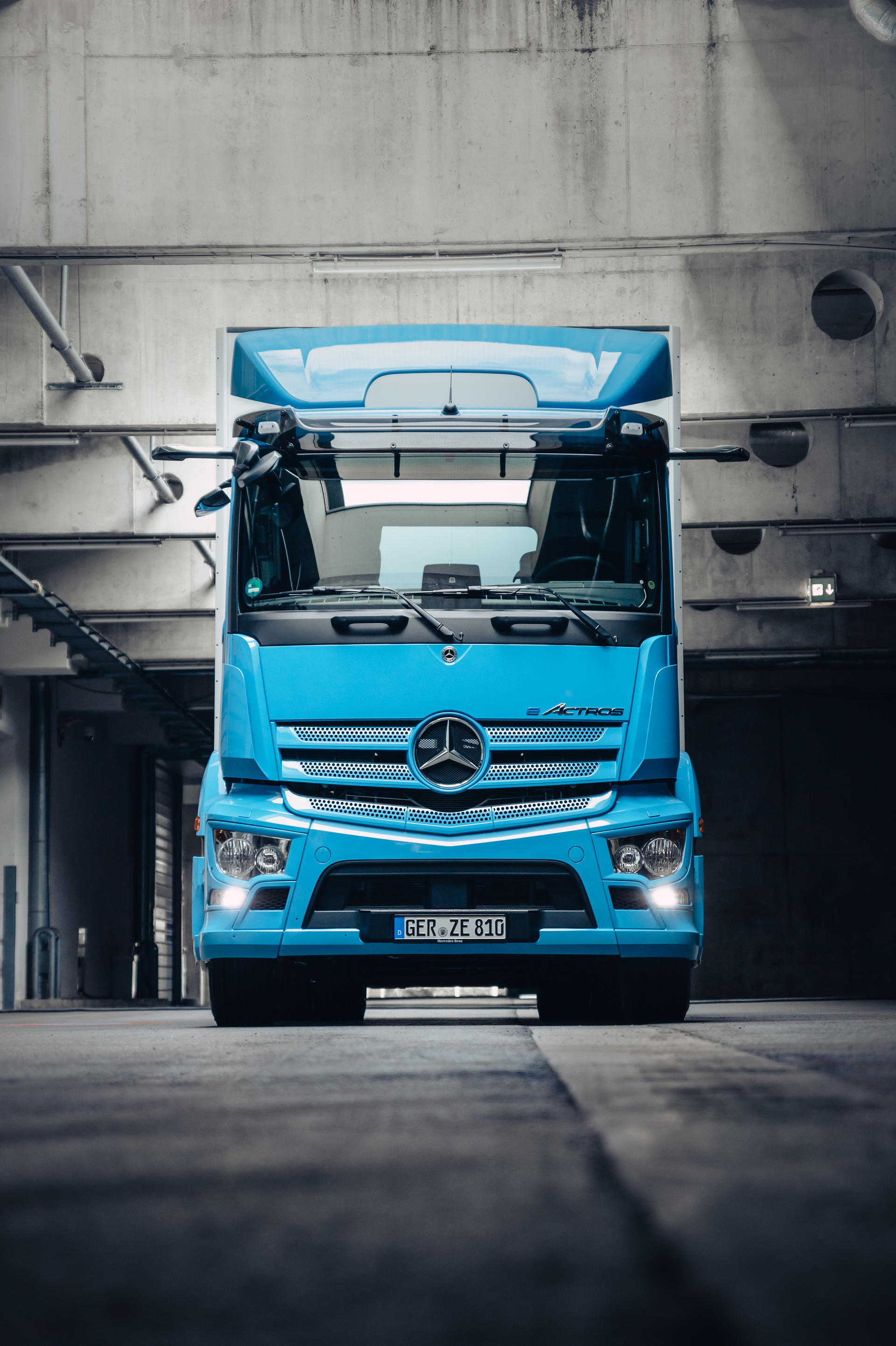 Mercedes-Benz eActros world premiere 2021