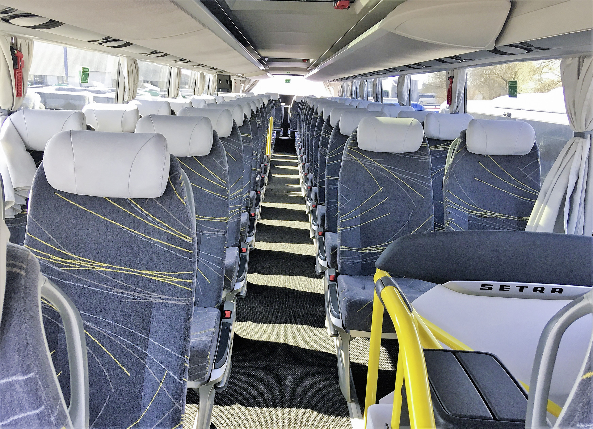 Das Oberdeck eines der neun neuen Setra Doppelstockbusse S 531 DT. Neun neue Wieselbusse